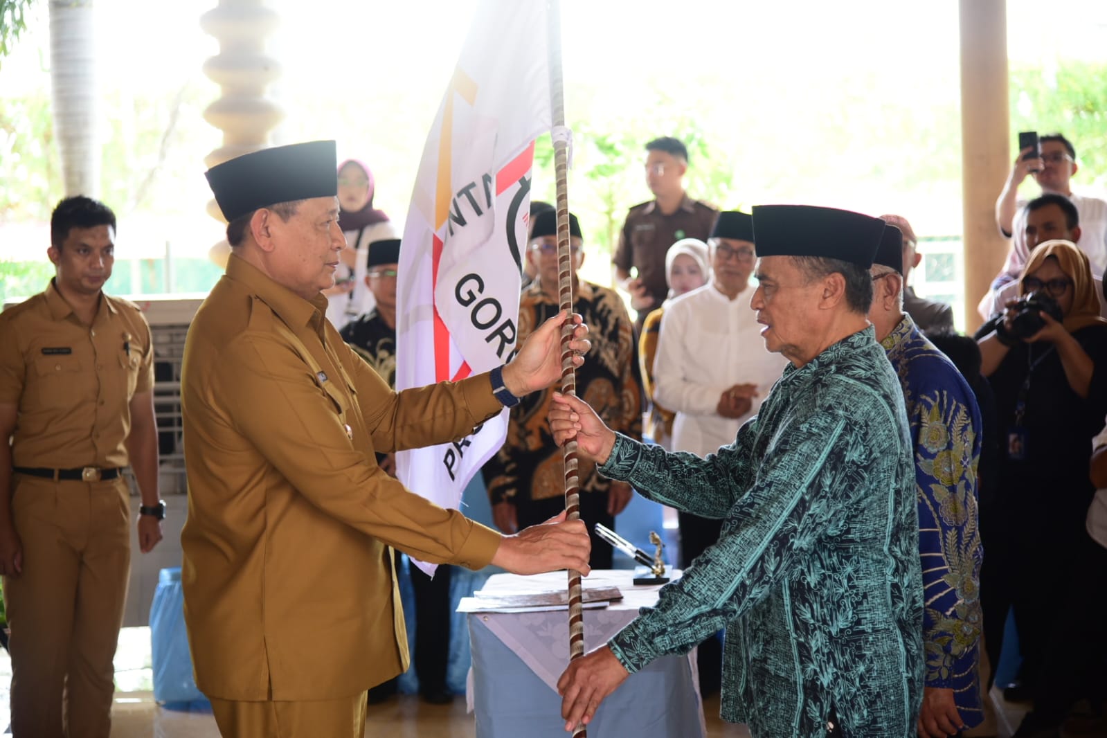  Pengukuhan PPI, Gusnar Ajak Pensiunan Perkuat Pembangunan Daerah
