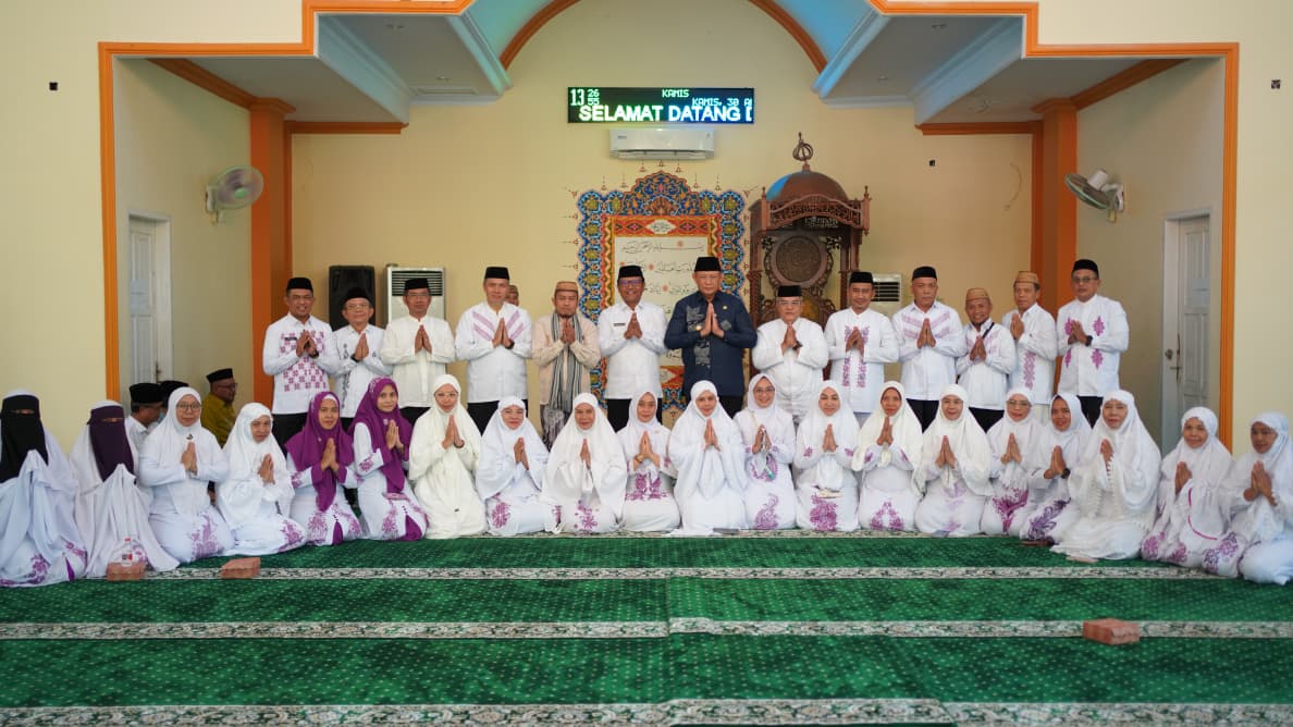  Dilepas Gubernur Gorontalo, Jemaah Haji KORPRI Terima Uang Saku