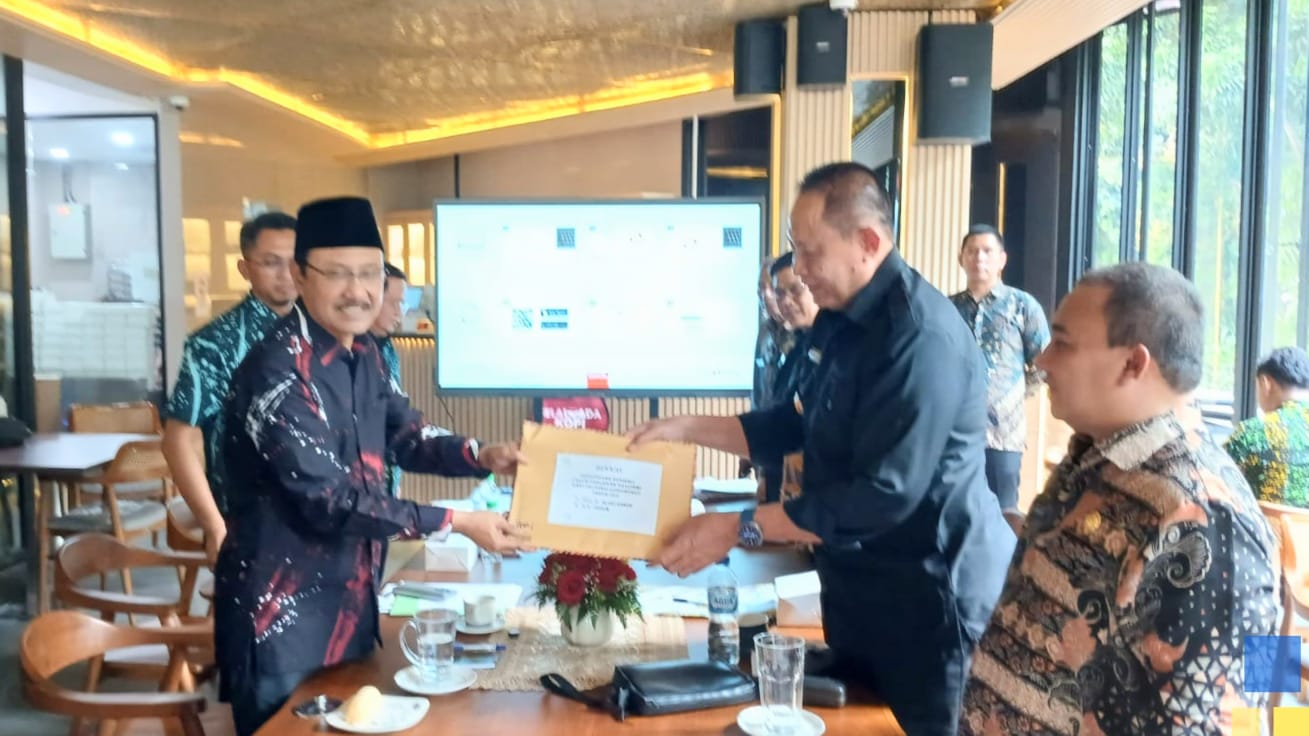  Gubernur Gusnar Serahkan Usulan Pahlawan Nasional Asal Gorontalo ke Mensos RI