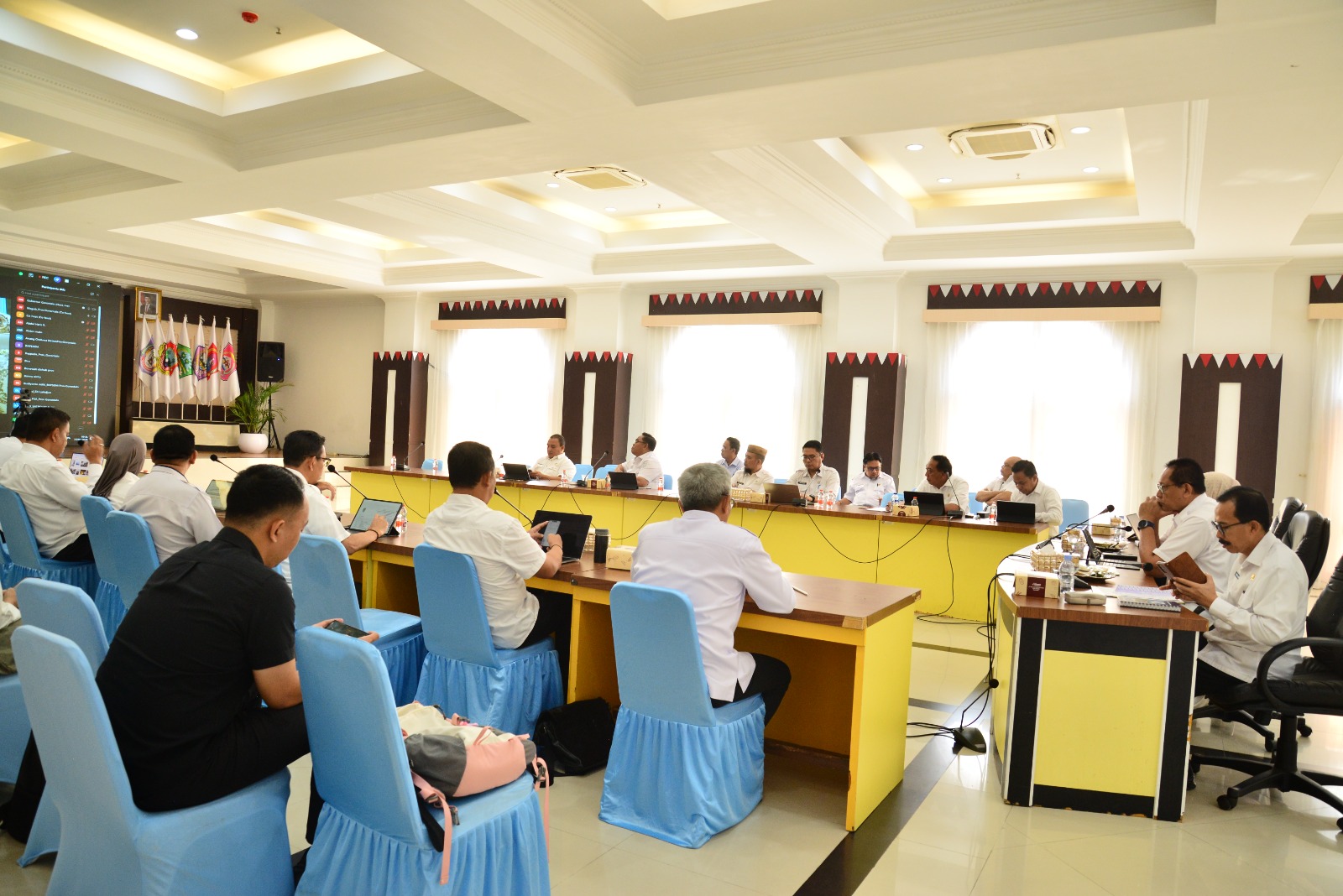  Realisasi Fisik dan Keuangan Pemprov Gorontalo Lampaui Target