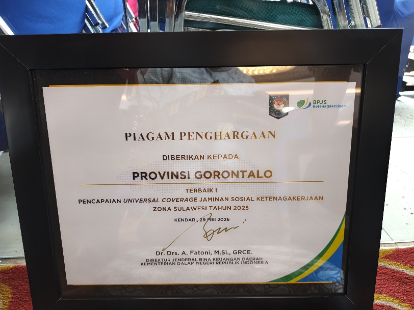  Gubernur Gusnar Ismail Antar Gorontalo Raih Prestasi Nasional, Peringkat 1 Se-Sulawesi dalam Cakupan BPJS Ketenagakerjaan