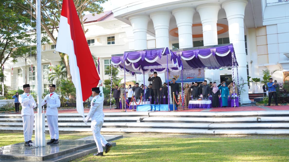  Jadi Inspektur Upacara, Gusnar Serukan Pengamalan Nilai Pancasila