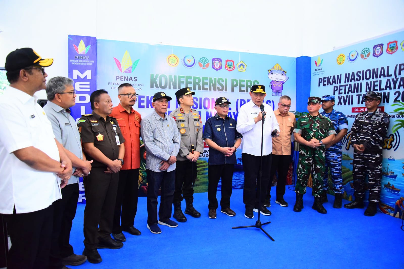  Konferensi Pers Perdana Tandai Pemanfaatan Media Center PENAS XVII