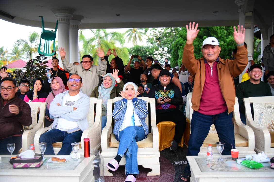  Doorprize dan Sembako Semarakkan Nobar Final Piala Dunia di Rujab Wagub