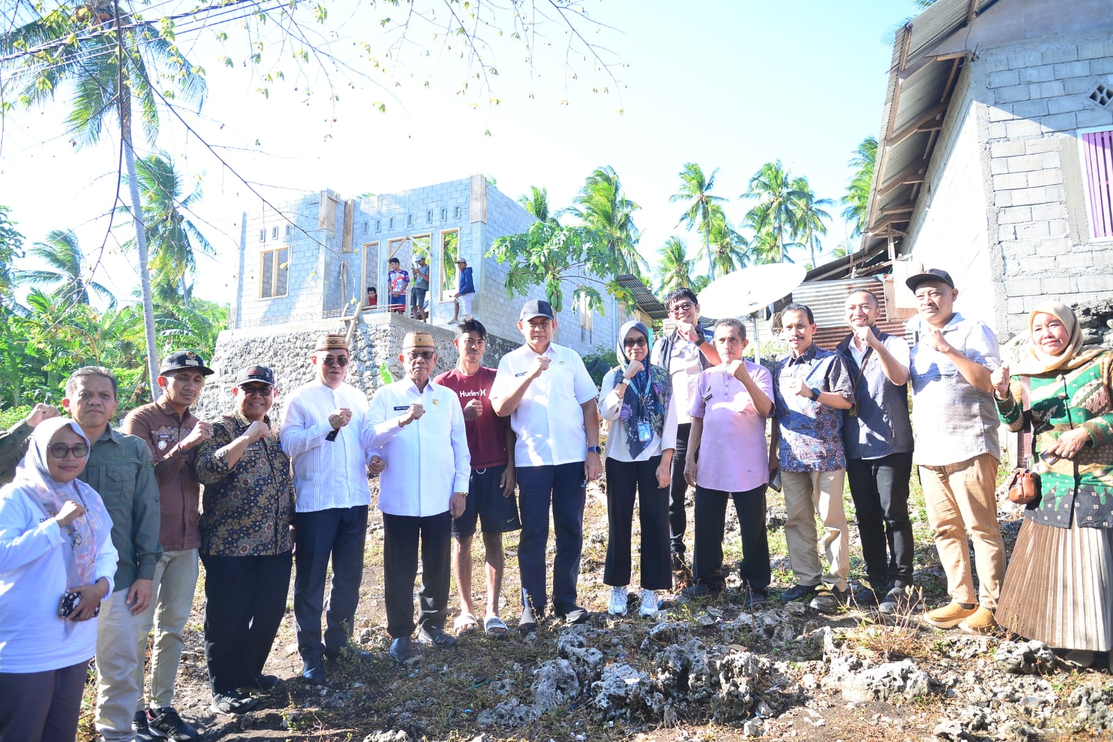  Warga Desa Pinomontiga Bersyukur atas Program Bedah Rumah