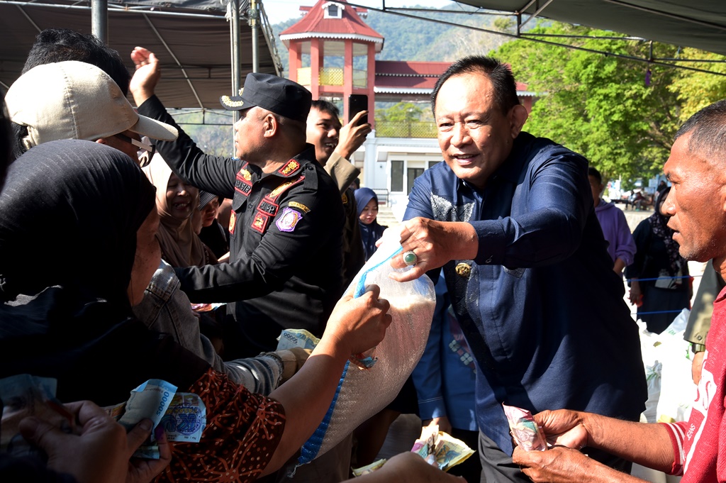  Bantu Warga Kota Gorontalo Terdampak Kemarau, Pemprov Gelar Pasar Murah