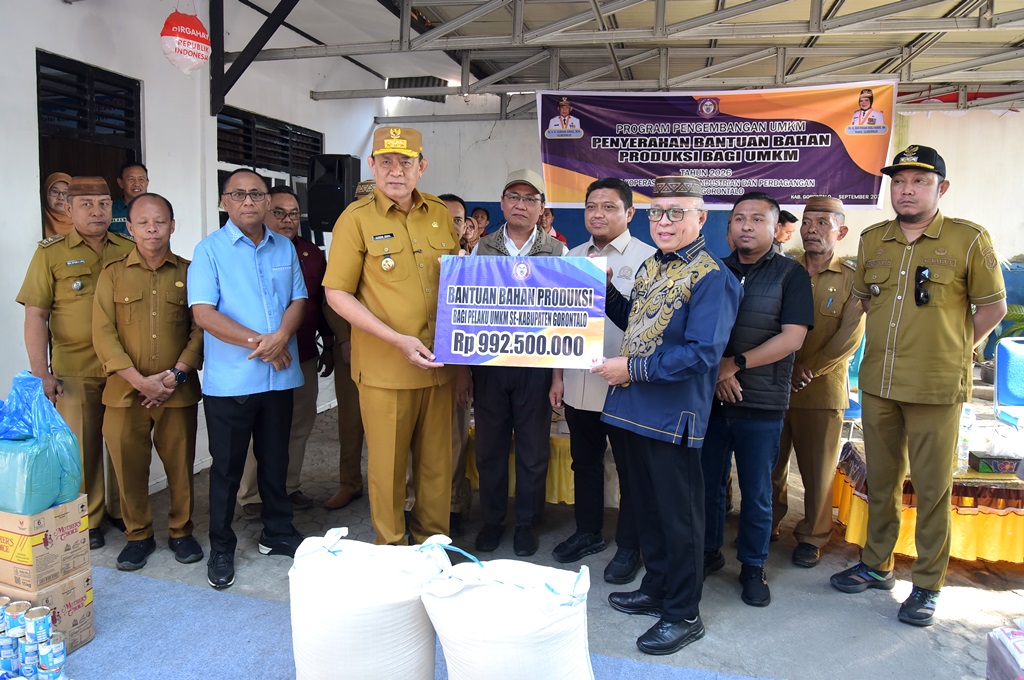  282 UMKM Terima Bantuan Bahan Produksi Pemprov Gorontalo