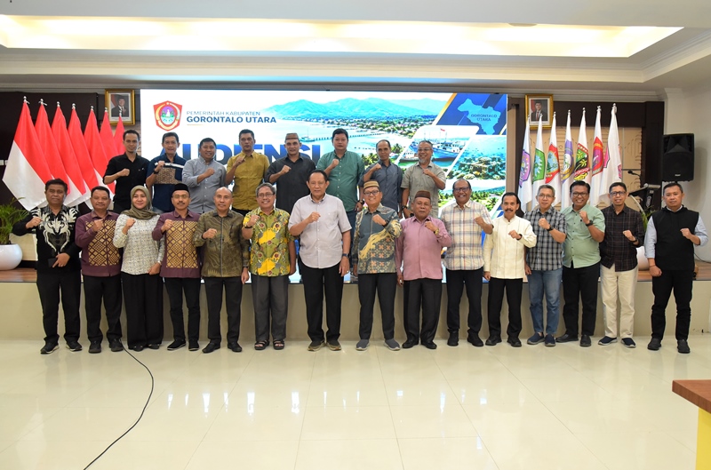 Gubernur Gusnar Dukung Program Pemkab Gorut untuk Kesejahteraan Masyarakat
