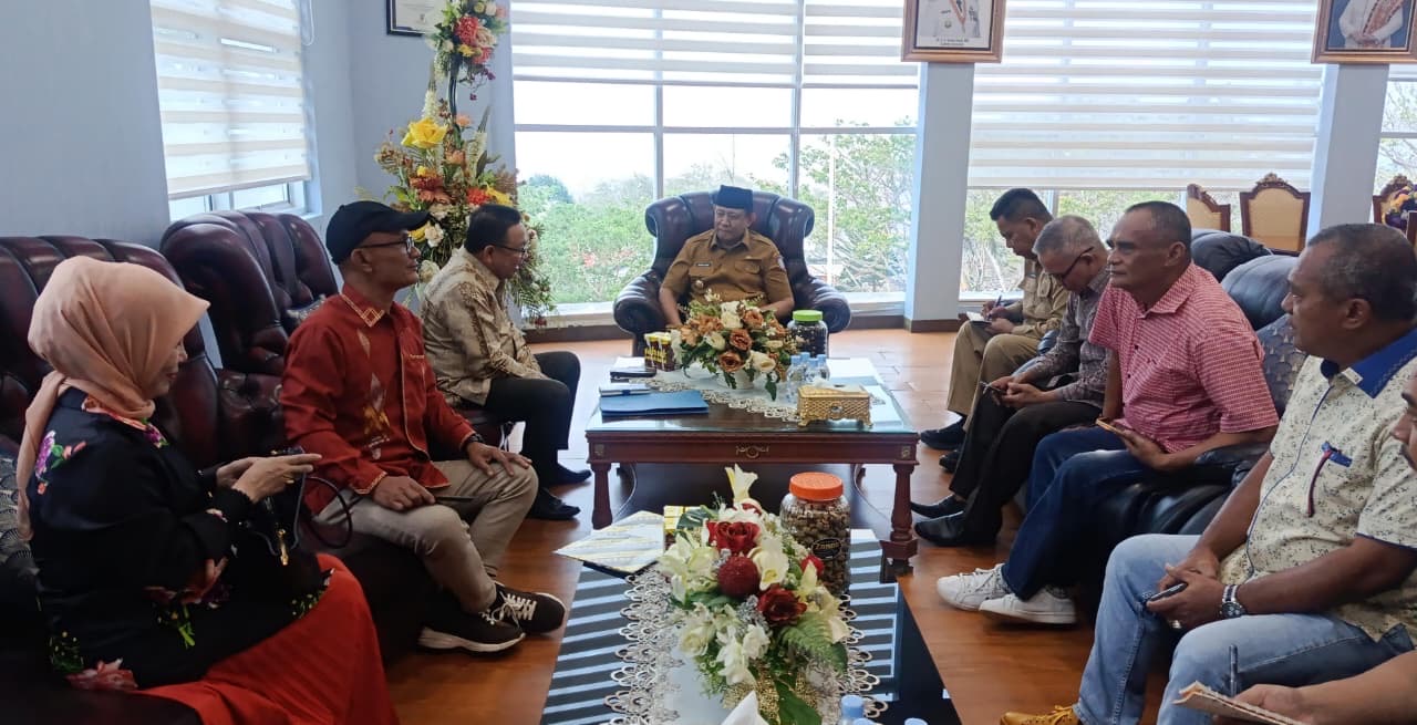  Gubernur Gusnar Terima Audiensi Pengurus Jagat Keroncong Nusantara Provinsi Gorontalo