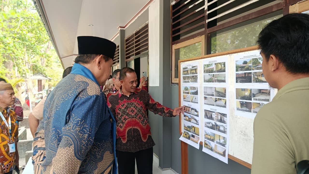 Gusnar Tinjau Revitalisasi dan Digitalisasi SMA Negeri 2 Gorontalo